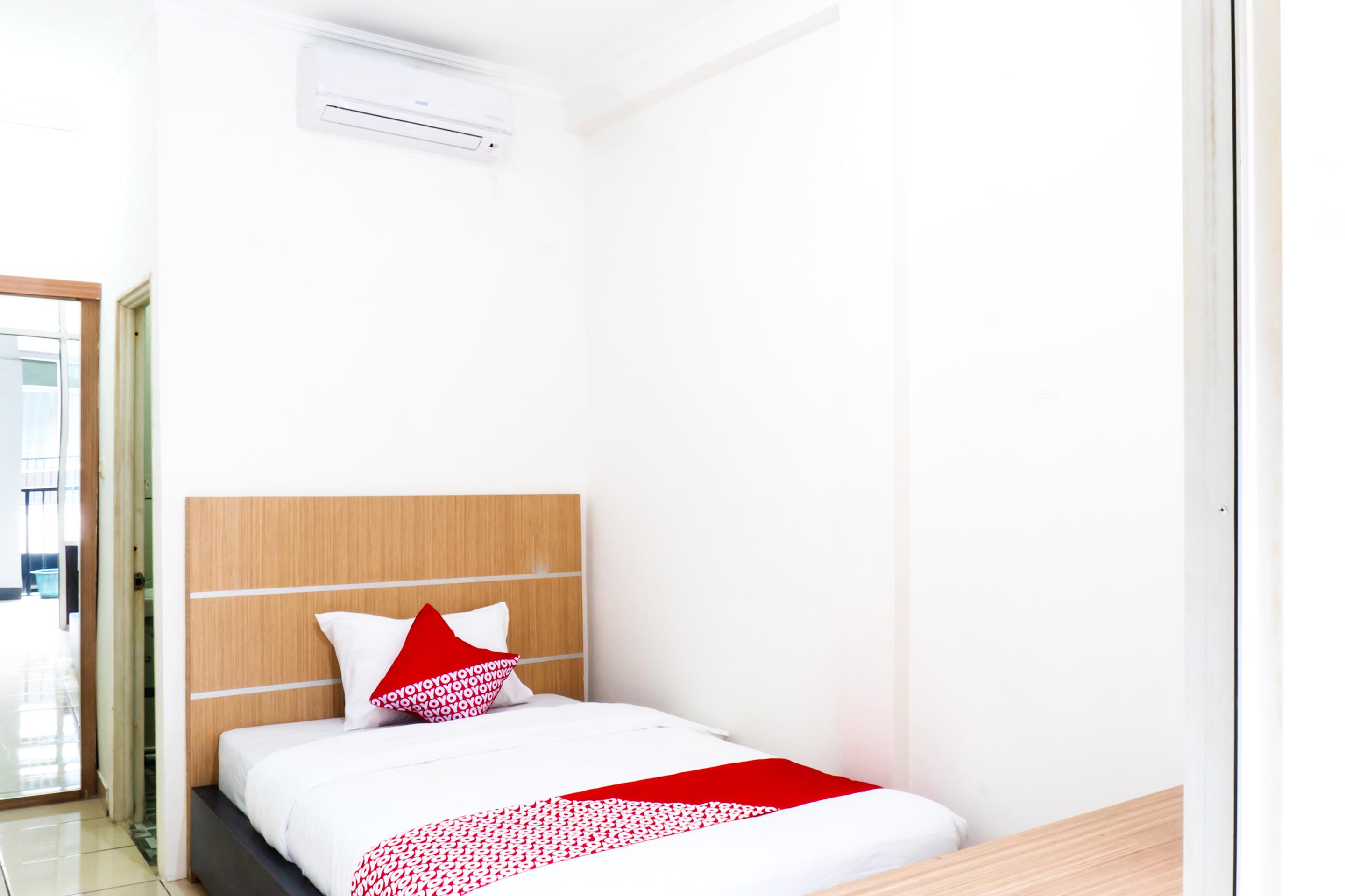 Super Oyo 617 Sukaraja Residence Syariah Bandung Extérieur photo