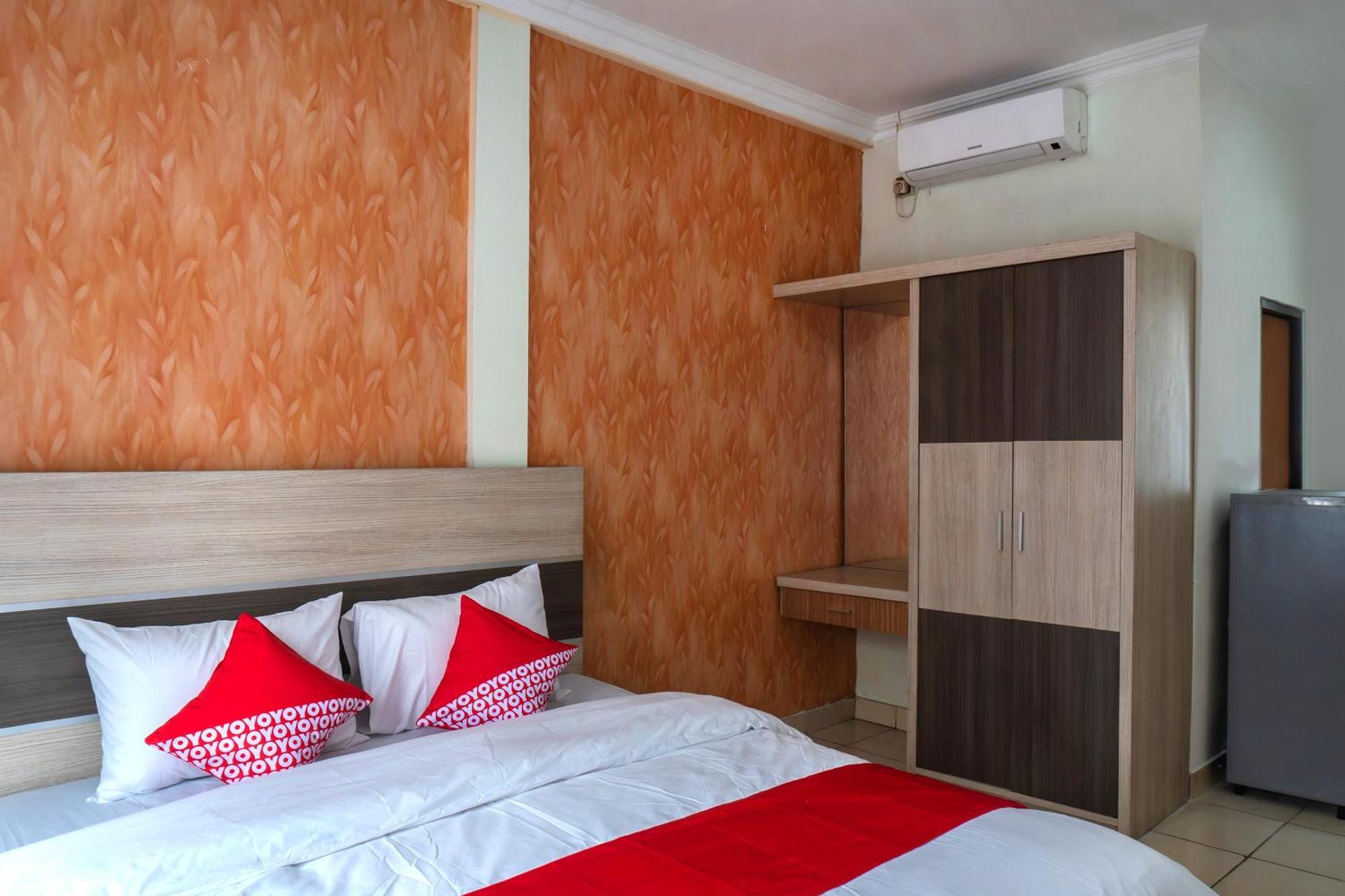 Super Oyo 617 Sukaraja Residence Syariah Bandung Extérieur photo